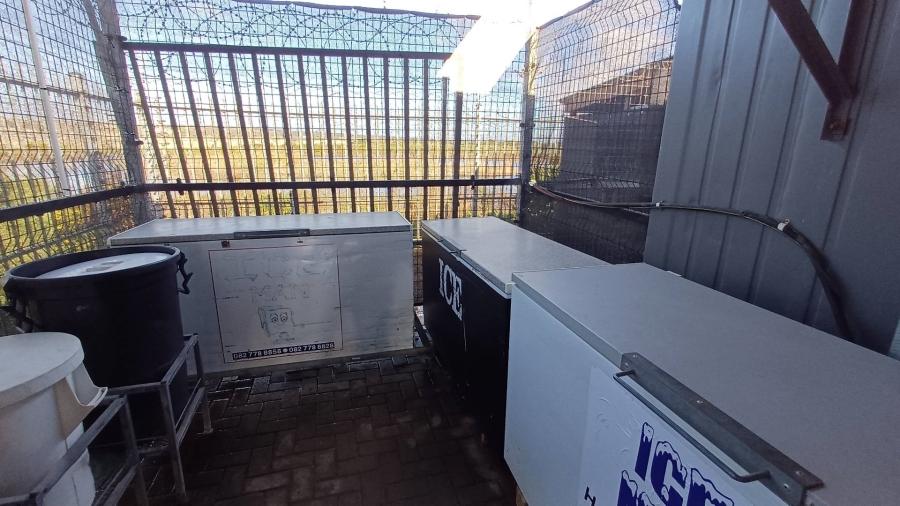 Commercial Property for Sale in N2 Industrial Park Western Cape